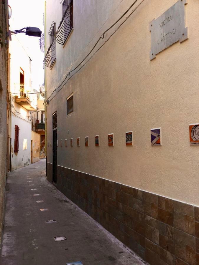 Case Vazzana - Cortile Sant'Agostino Мазара-дель-Валло Экстерьер фото